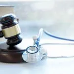 ¿Puede Demandar por Negligencia Médica?